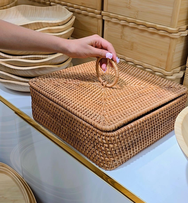 باکس تیبگ و پذیرایی بافت حصیری (رتن) ۴ خانه دربدار – دستبافت و وارداتی